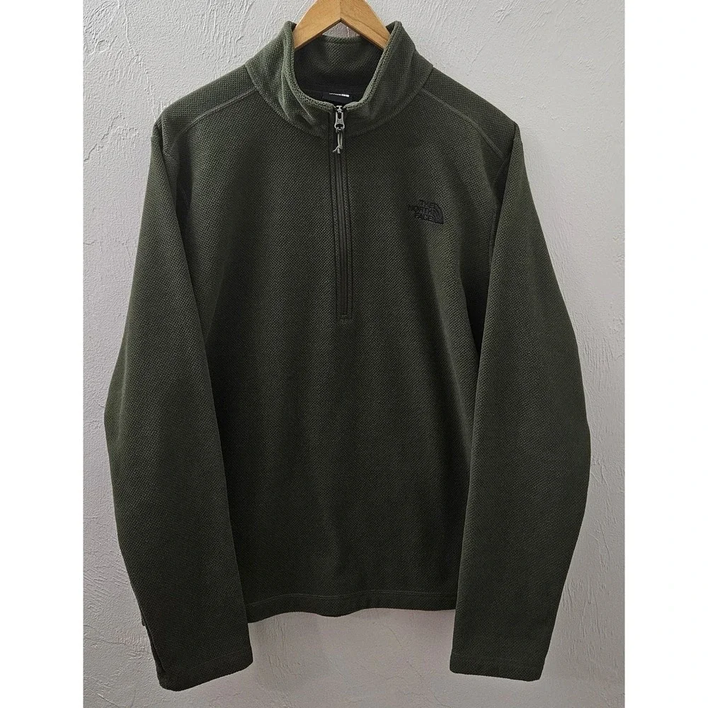 The North Face Men's Dark Green 1/2 Zip Long Sleeve Pullover Men's Size XL
